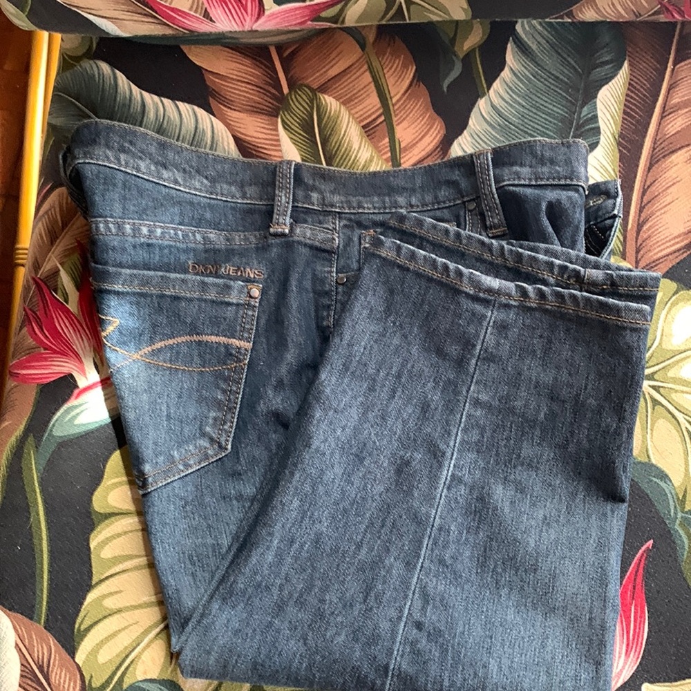 Womens DKNY Cropped Denim Capri Jeans